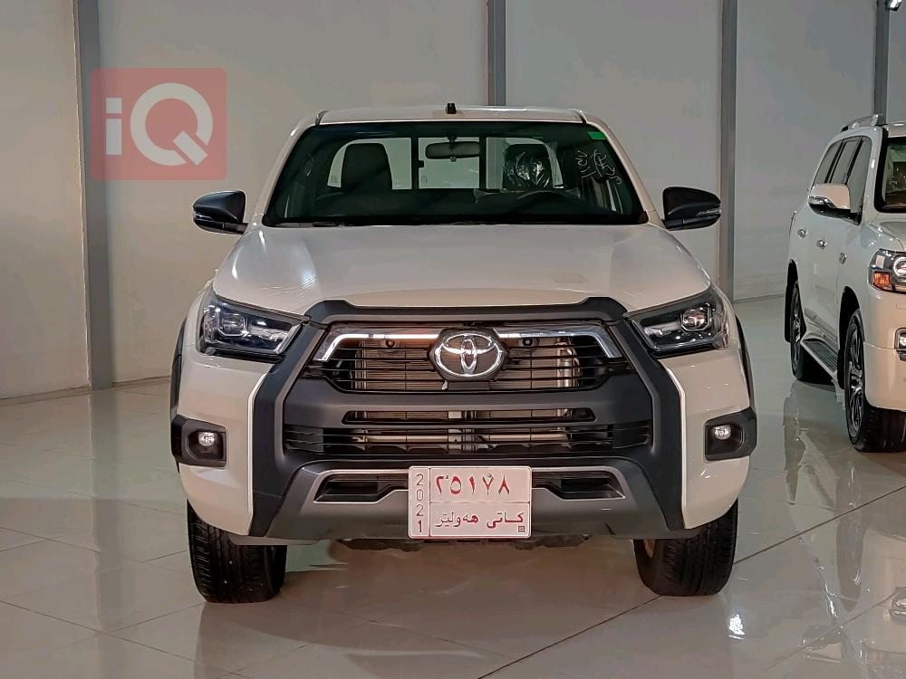 تويوتا هايلوكس